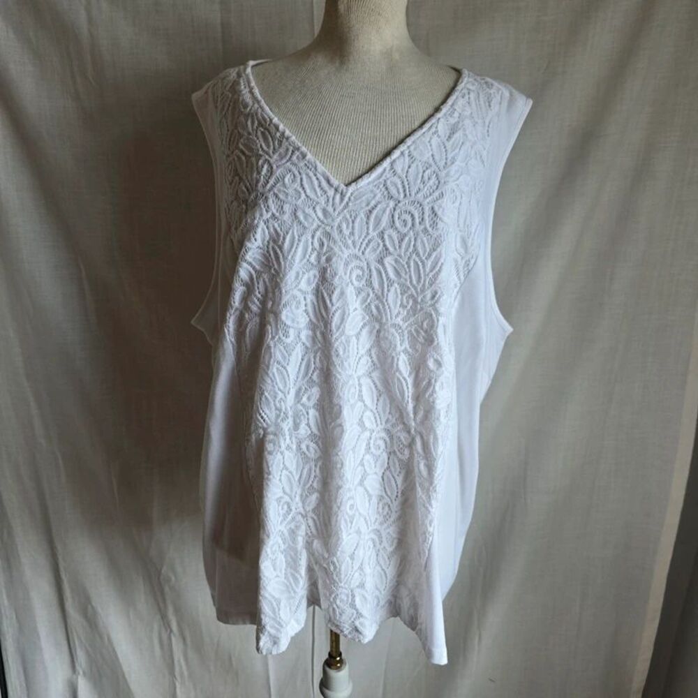 Catherines White Lace Front V-Neck Sleeveless Top 4X 30/32W